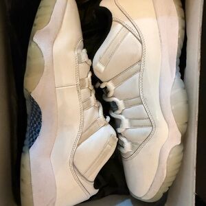 Jordan 11 Retro Low ‘Legend Blue’